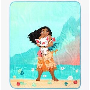 DISNEY MOANA Adventure THROW BLANKET! Pua Hei Hei Plush Soft Ocean Beach Movie